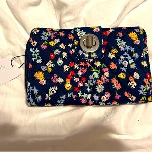 Brand new Vera Bradley wallet